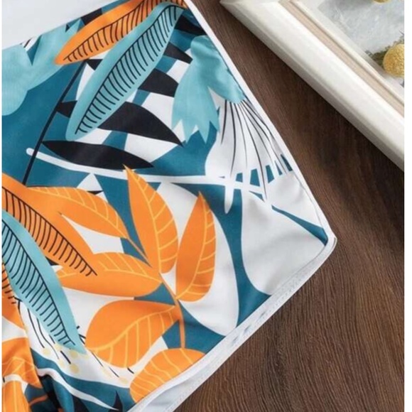 NWOT Tropical Print Knot Front Halter Bikini Swimsuit Small - Picture 4 of 7